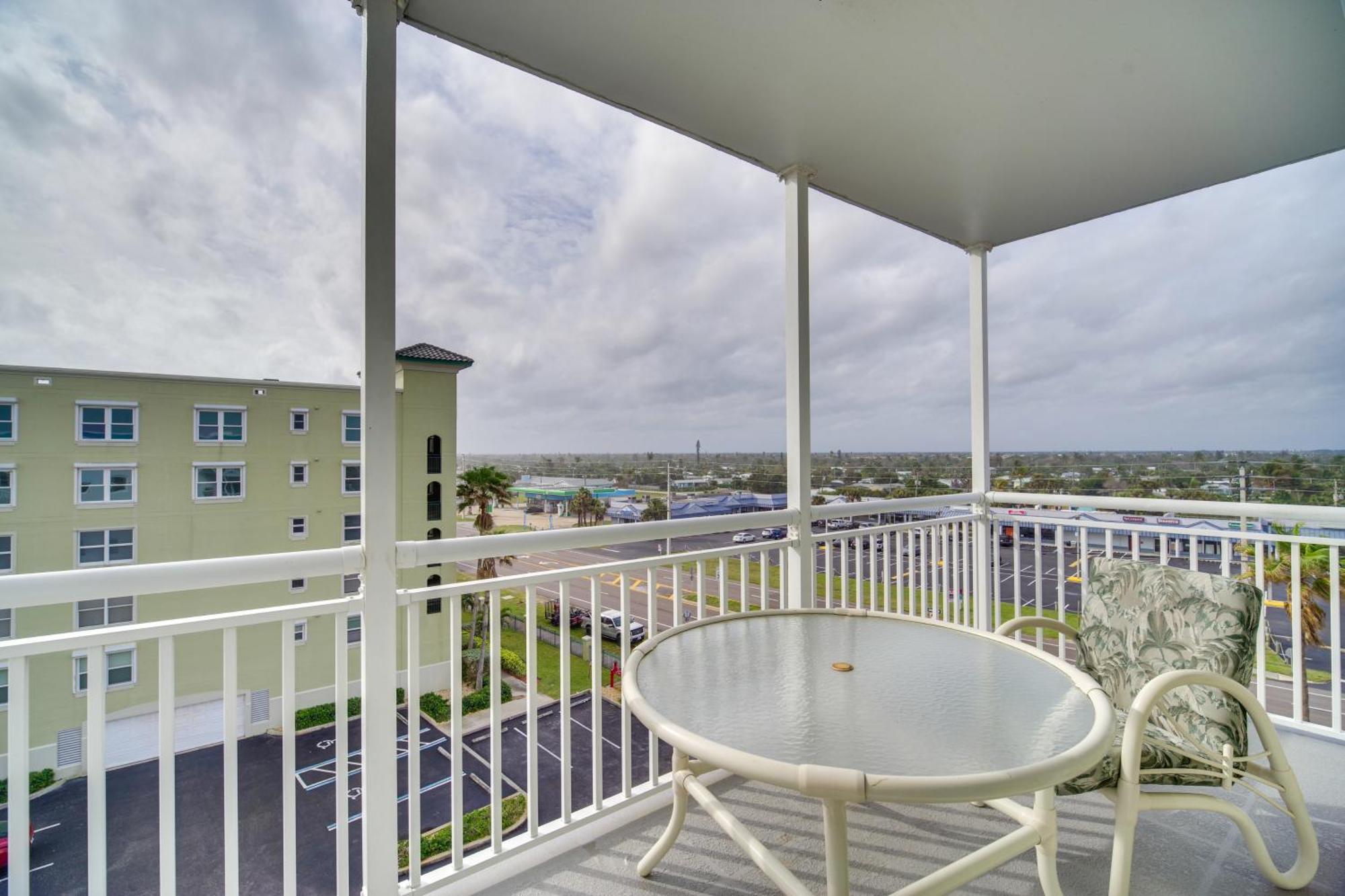 Pet-Friendly Satellite Beach Condo With Balcony! 外观 照片